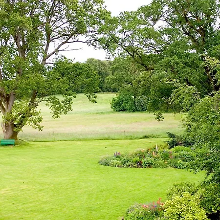 Semesterbostad Mornington House *