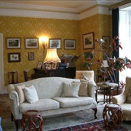 Semesterbostad Mornington House *