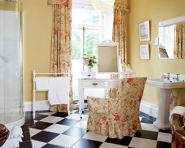 Mornington House *